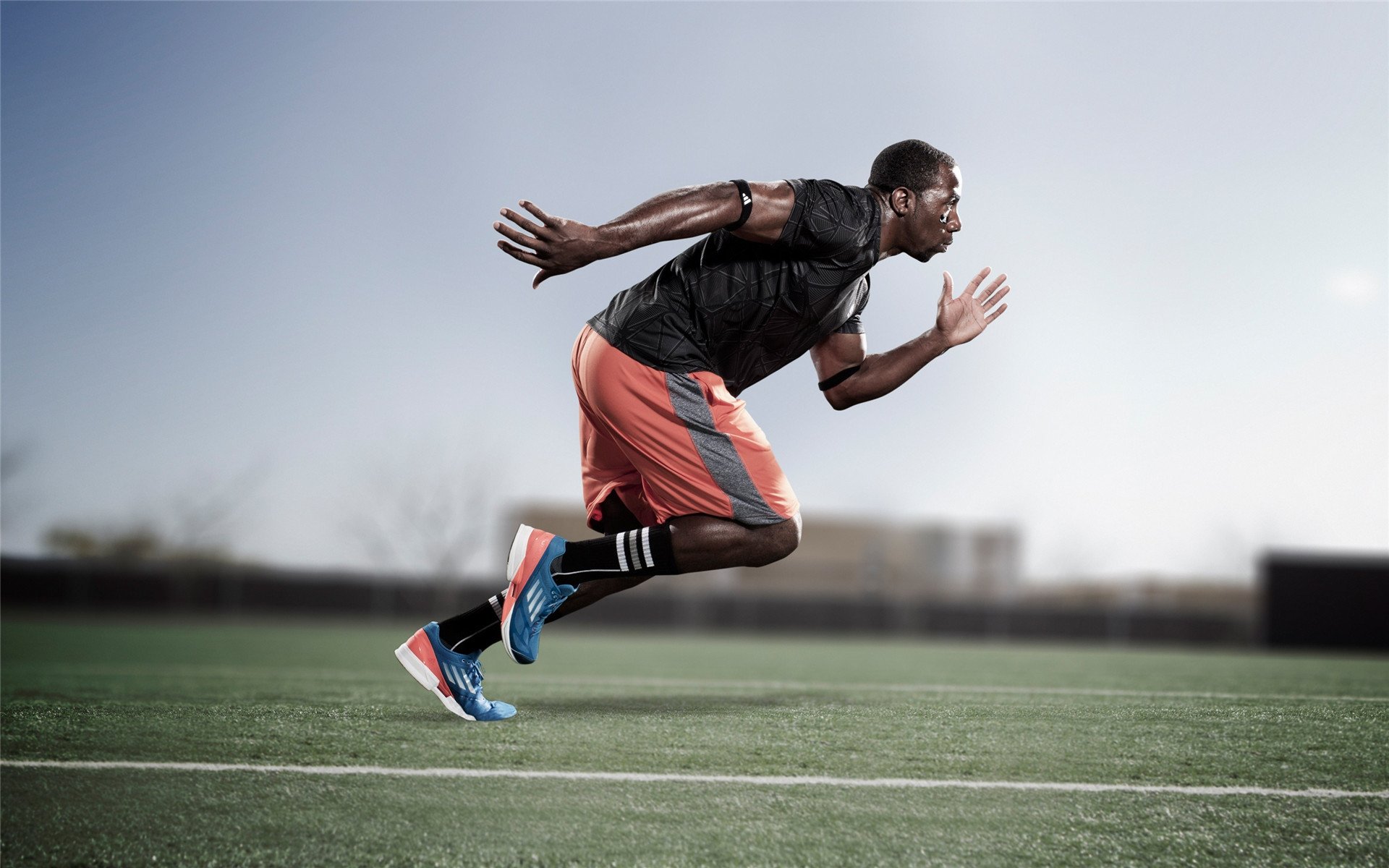 开云体育世界杯-皮克，从诺坎普到伊蒂哈德，他用存在感掀翻了多特蒙德