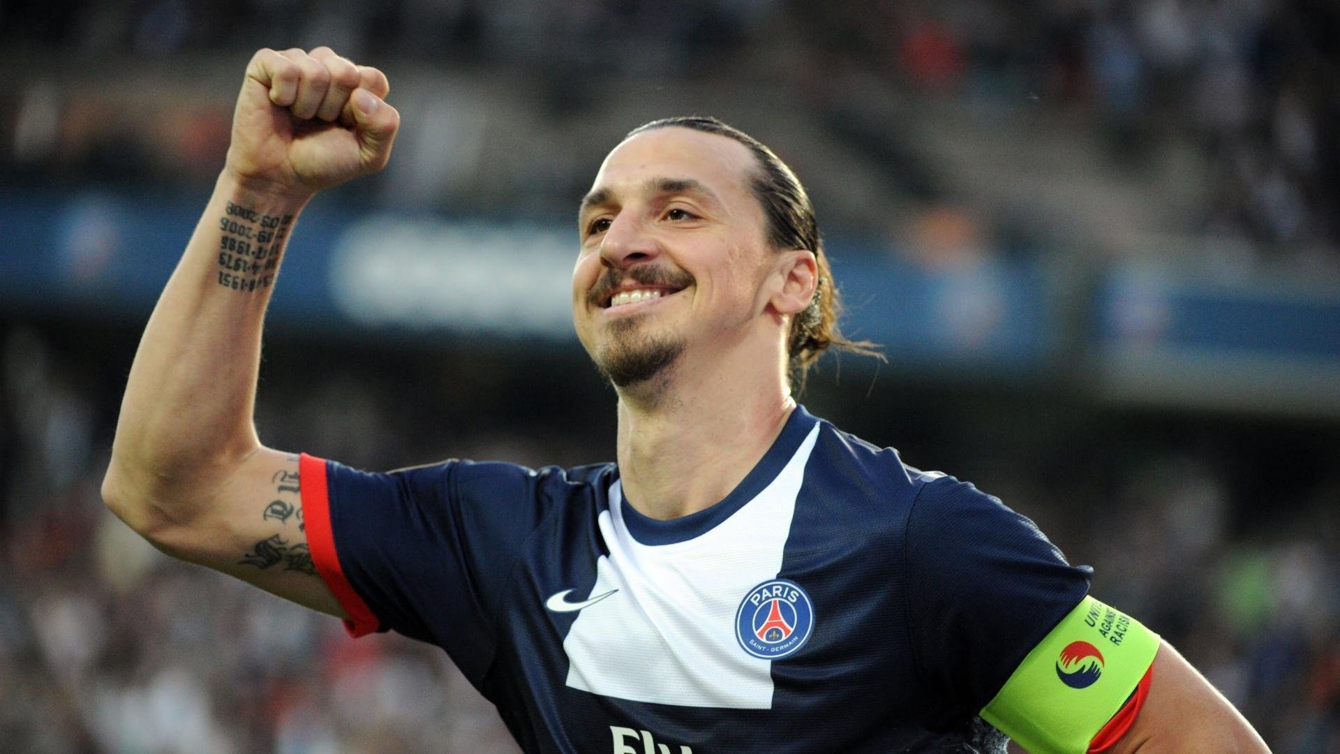 开云体育官方网站-F1年度争冠之夜,门迪统治全场,新王登基的传奇时刻